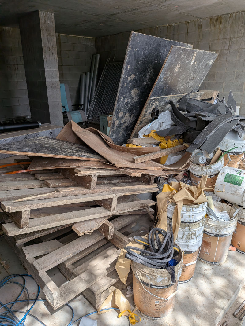 Commercial rubbish removal Brisbane — before